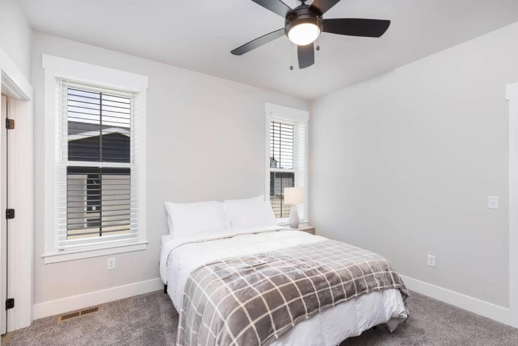 Charming 3-Bedroom In Vibrant New Neighborhood Billings Eksteriør bilde