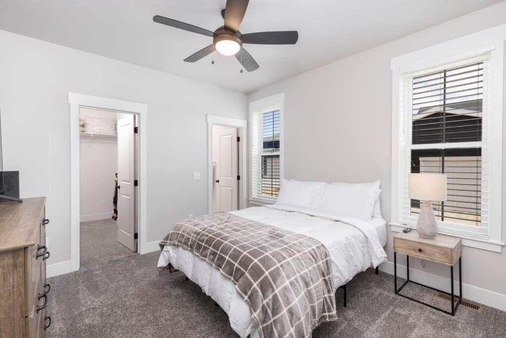Charming 3-Bedroom In Vibrant New Neighborhood Billings Eksteriør bilde